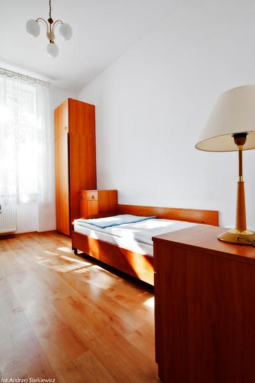 Hostel Ds Cztery Pory Roku Danzig Zimmer foto
