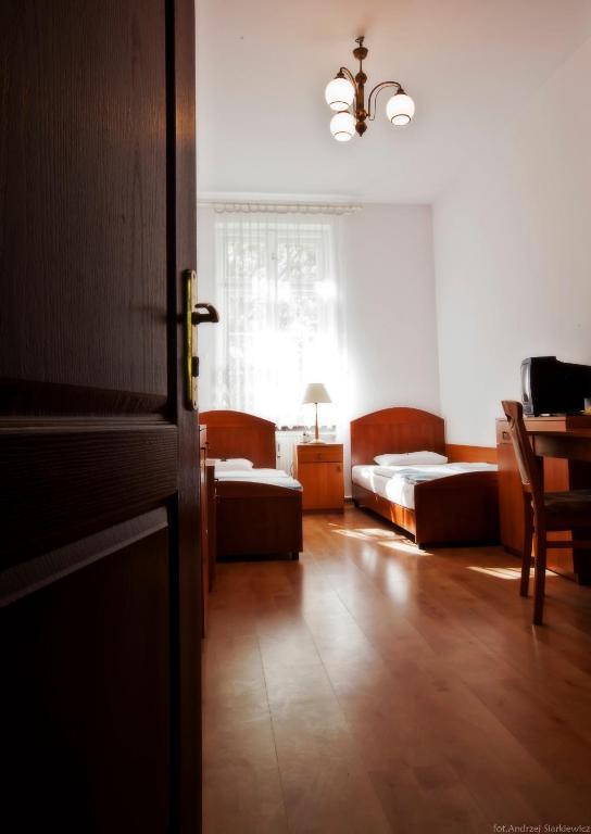 Hostel Ds Cztery Pory Roku Danzig Zimmer foto